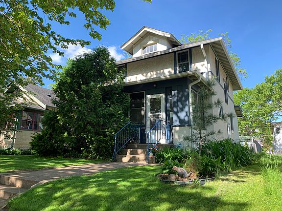 2nd image of 3204 47th Ave S
