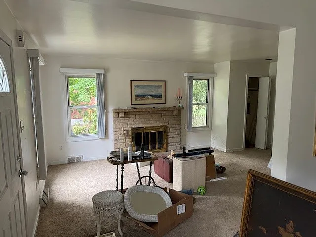 411 Glenrock Dr — Photo 3