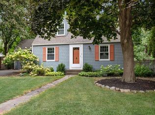 1 Holly St, Hingham, MA 02043