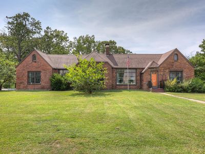 748 Oak Ridge Drive, Neosho, MO, 64850