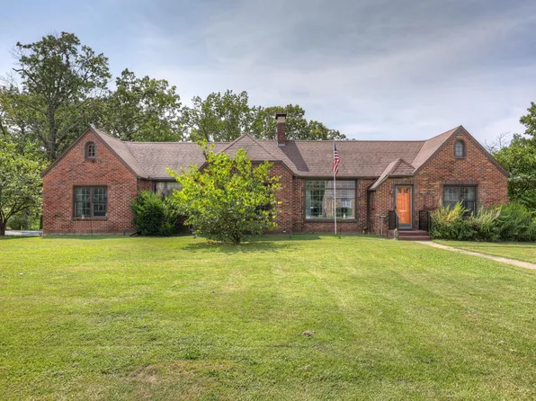 748 Oak Ridge Drive, Neosho, MO 64850