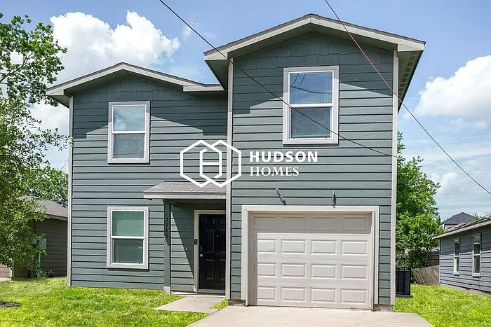 7945 Henson St — Photo 1
