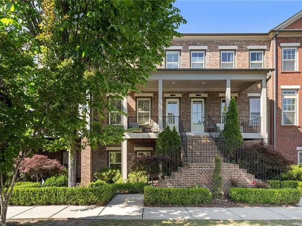 1147 Holly Ave, Dunwoody, GA 30338