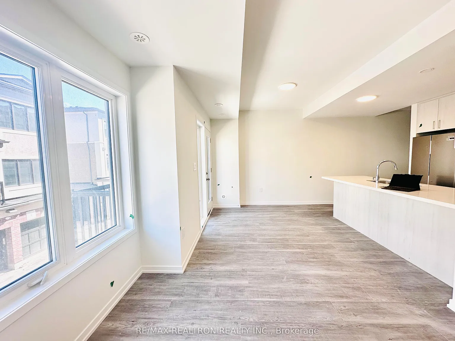2 bed, $3,000 — Photo 3