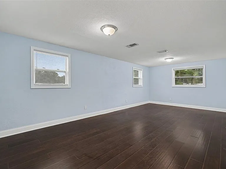 9220 McIntosh Rd — Photo 7