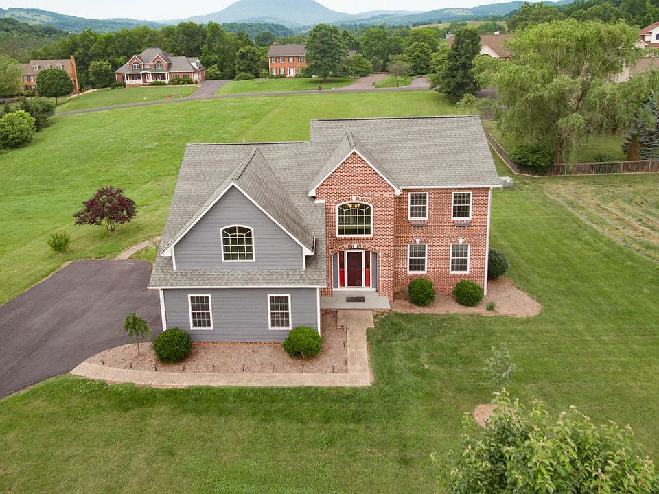 1st image of 30 Garden Pl
