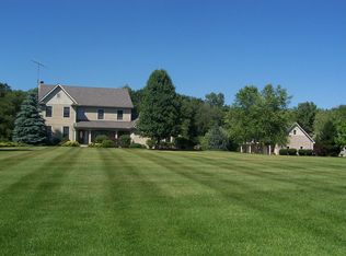 8472 Driggs Rd, Blissfield, MI 49228