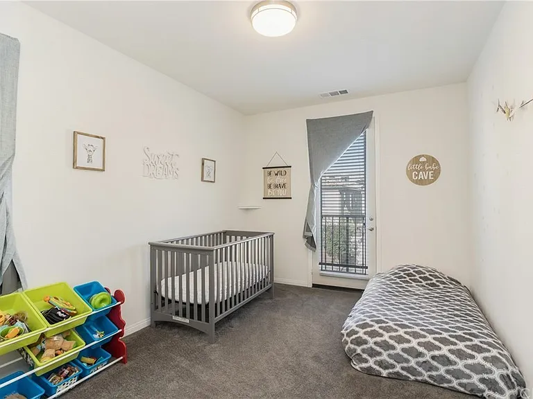 202 Calle Belleza — Photo 11