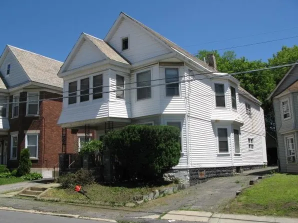 1355 Crane St, Schenectady, NY 12303