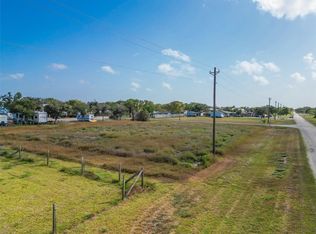 6 Austin St E, Matagorda, TX 77457