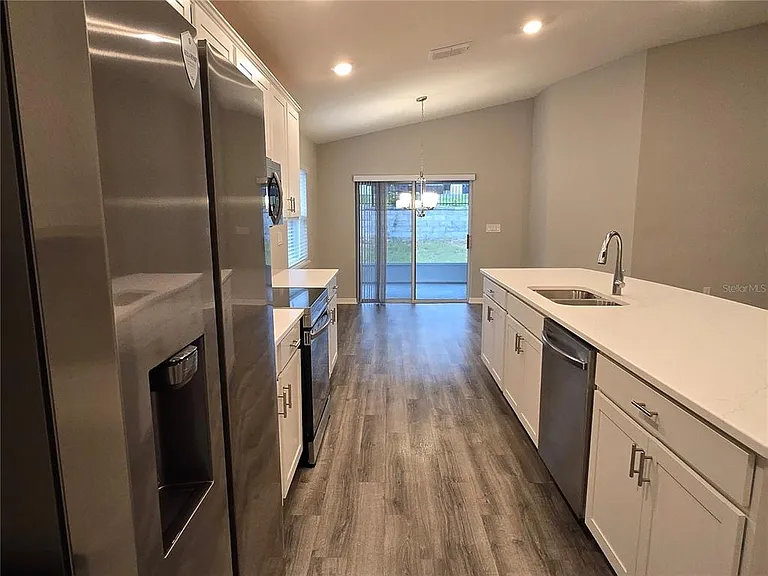 1352 Mountain Flower Ln — Photo 6