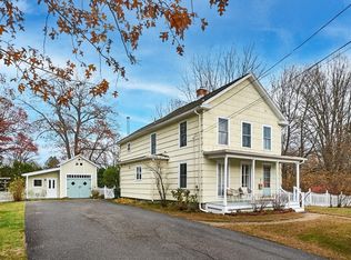 11 Norwood Ave, Northampton, MA 01062