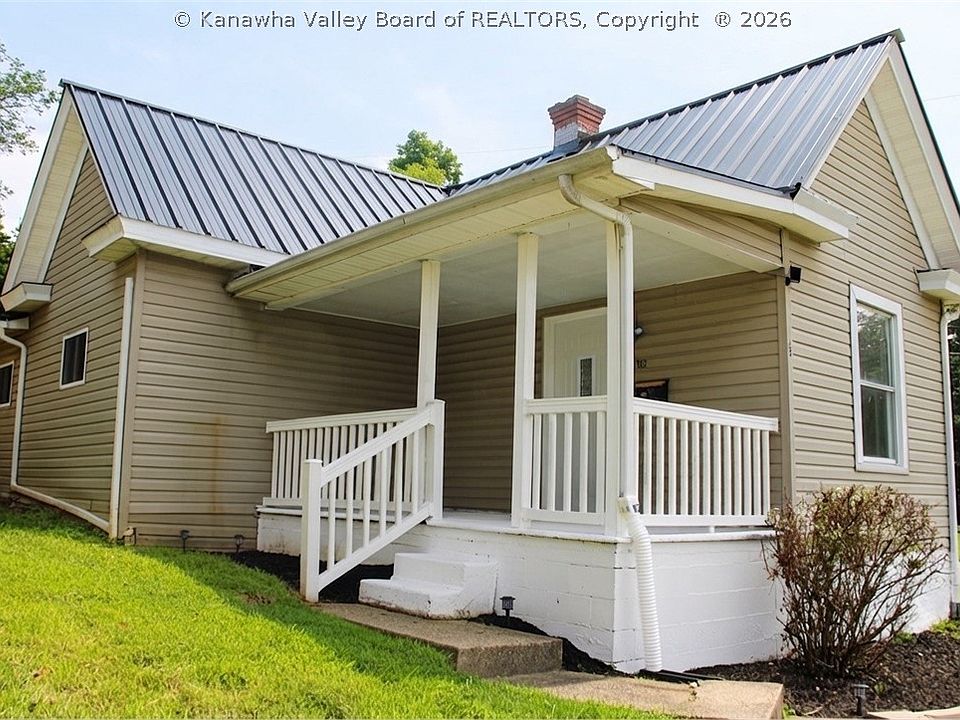 1st image of 102 Valentia St