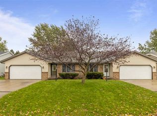 2310 N Skylark Dr, Appleton, WI 54914