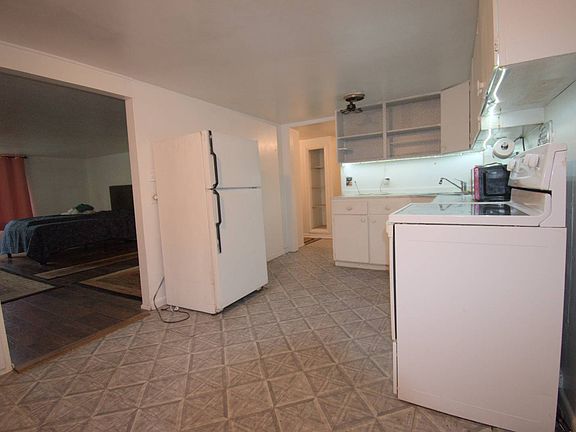 5th image of 64334 Penny Rd