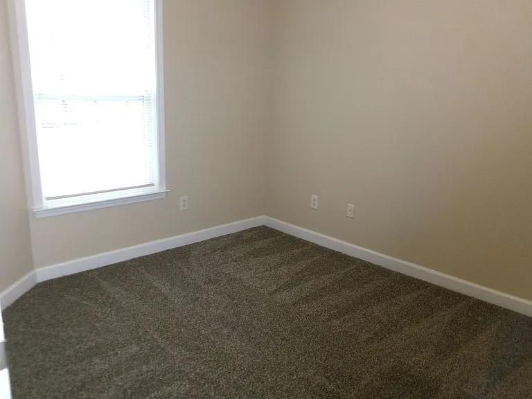 148 Westhaven Dr #10H — Photo 6