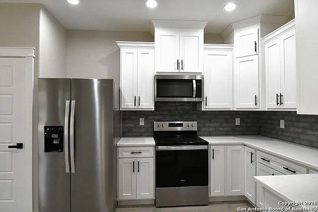 3 bed, 2.0 bath, 1000 sqft, $1,600 — Photo 4