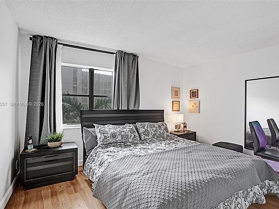 3rd image of 401 Golden Isles Dr APT 302