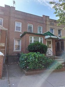 30-67 37th Street, Long Island City, NY, 11103