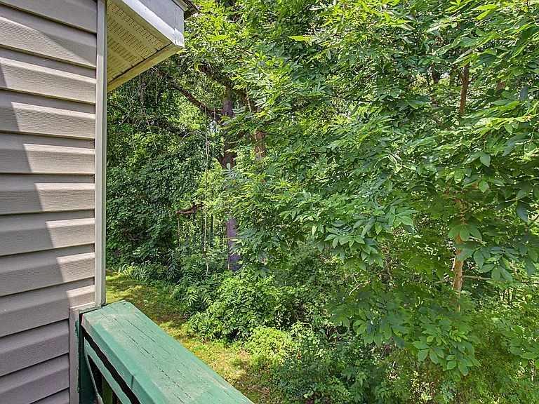 19 Shanna Dr — Photo 14