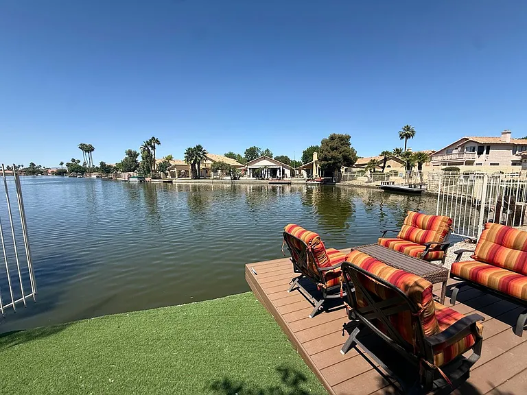 10938 W Poinsettia Dr — Photo 22