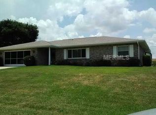 811 E Fairbairn Dr, Deltona, FL 32725