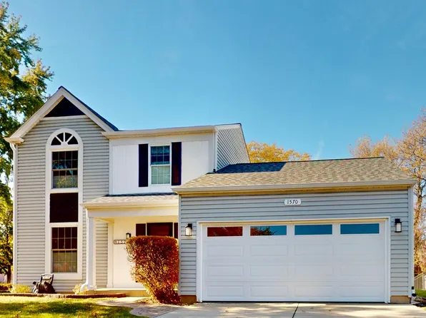 1570 Glacier Pkwy, Algonquin, IL 60102