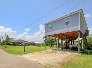 4014 Sailfish St, Bay Saint Louis, MS 39520