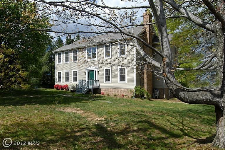 1st image of 3006 Popkins Ln