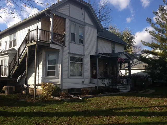 149 N Sycamore St photo 1