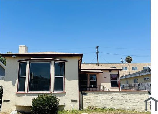 1st image of 1029 W 84th St