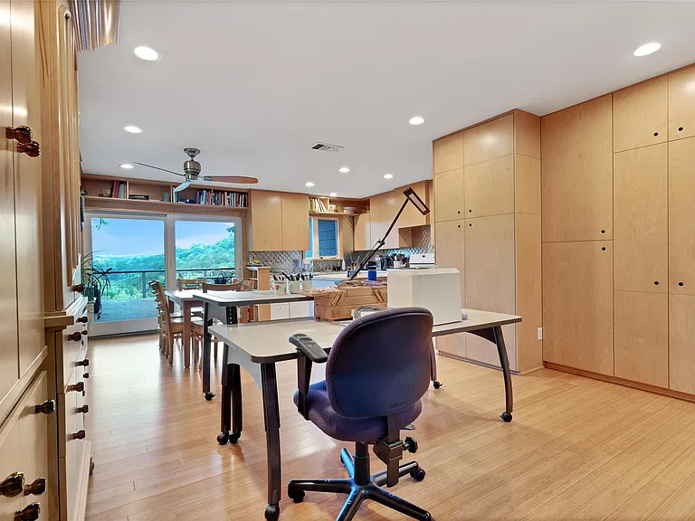 3309 Westhill Dr #B — Photo 4