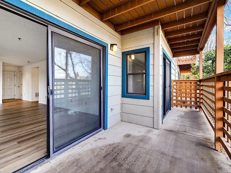 Sierra Sunrise Apartments, a 55+ Community — Photo 29