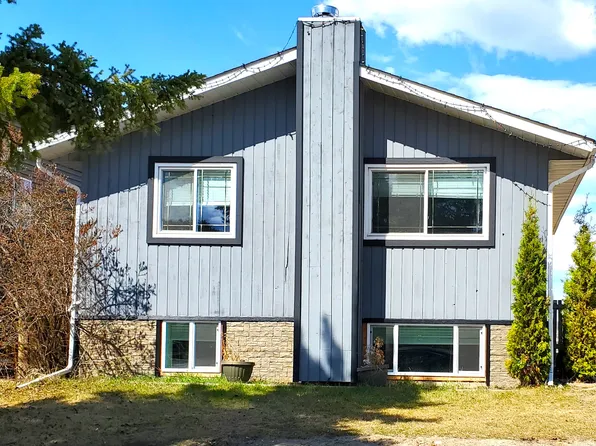 4118 51st Ave #4118, Cold Lake, AB T9M 2A1