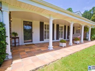 2840 Vestavia Forest Dr, Vestavia Hills, AL 35216