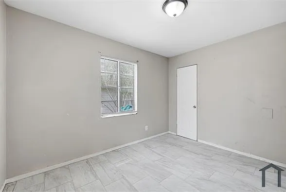 1900 45th St S — Photo 15