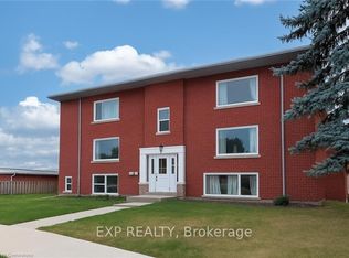 157 Bruce St #4, Kitchener, ON N2B 1Z2