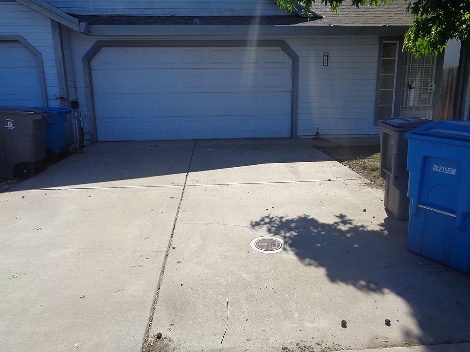 1st image of 938 Crisp Dr