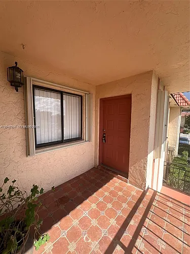 379 Lakeview Dr #205 Photo 1 379 Lakeview Dr #205 Photo 1
