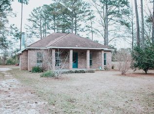105 Hillman Rd, Poplarville, MS 39470