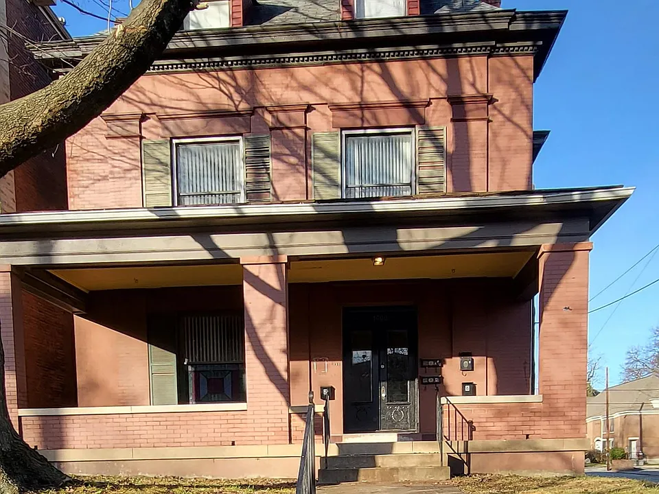 1600 S 3rd St #1