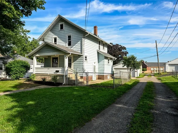 835 Lilly Rd, Alliance, OH 44601
