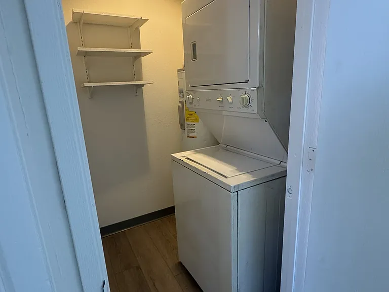 3601 Gypsum Rd #2 — Photo 8