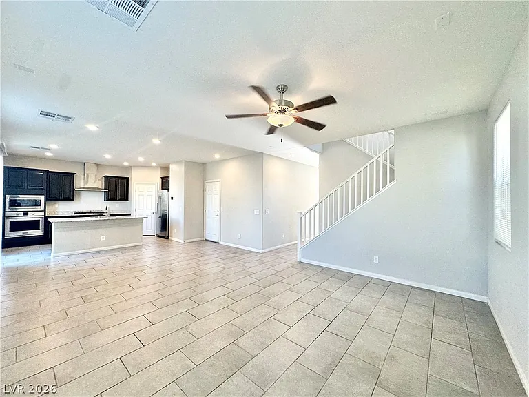 2646 Topaz Blue St — Photo 3