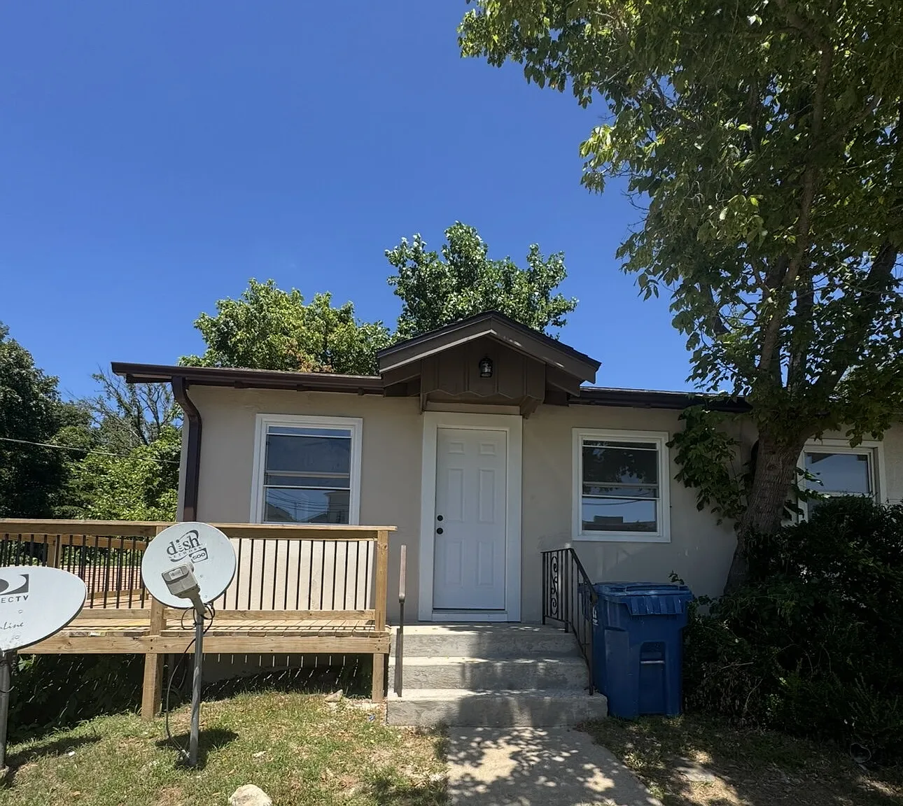 1 bed, 1.0 bath, 500 sqft, $700 — Photo 1