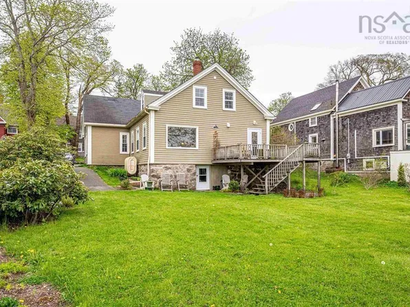 66 Main St, Liverpool, NS B0T 1K0