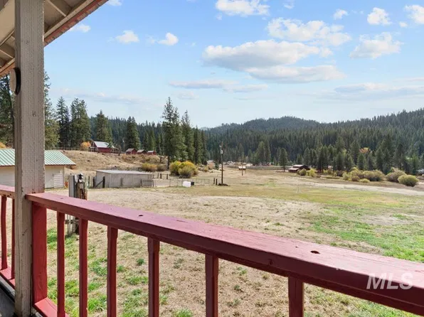 3487 Banks Lowman Rd, Lowman, ID 83637