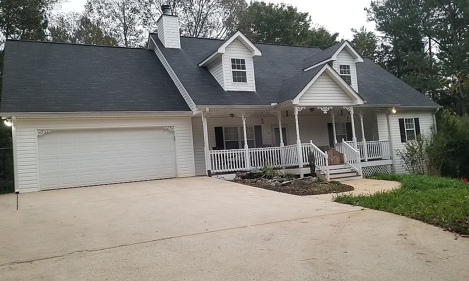 1st image of 70 Hawthorne Ter