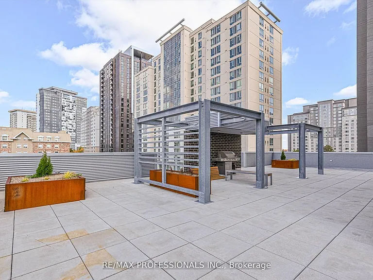 318 Spruce St #2103 — Photo 33