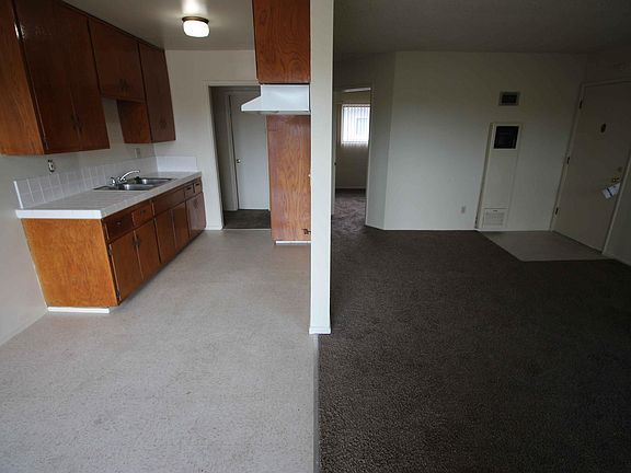 4th image of 803 N San Gabriel Ave APT 16